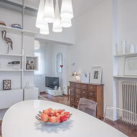 Apartment Piazza Delle Erbe